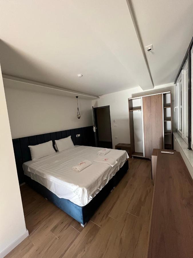 Kubi Hotel Струга Экстерьер фото